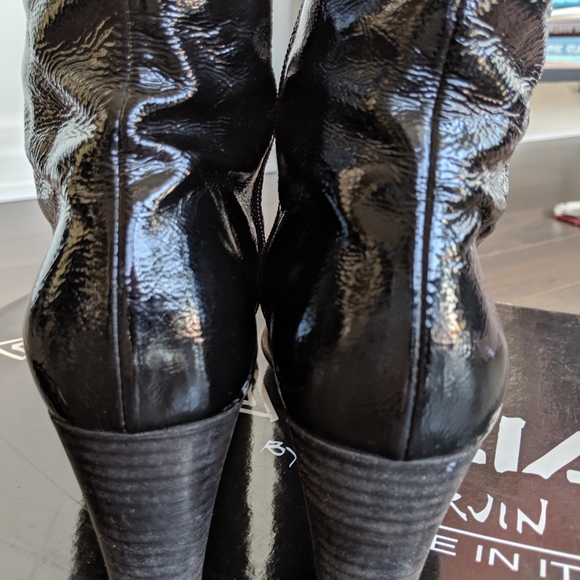 Patent leather boots. Aquatalia 9 - Picture 4 of 6